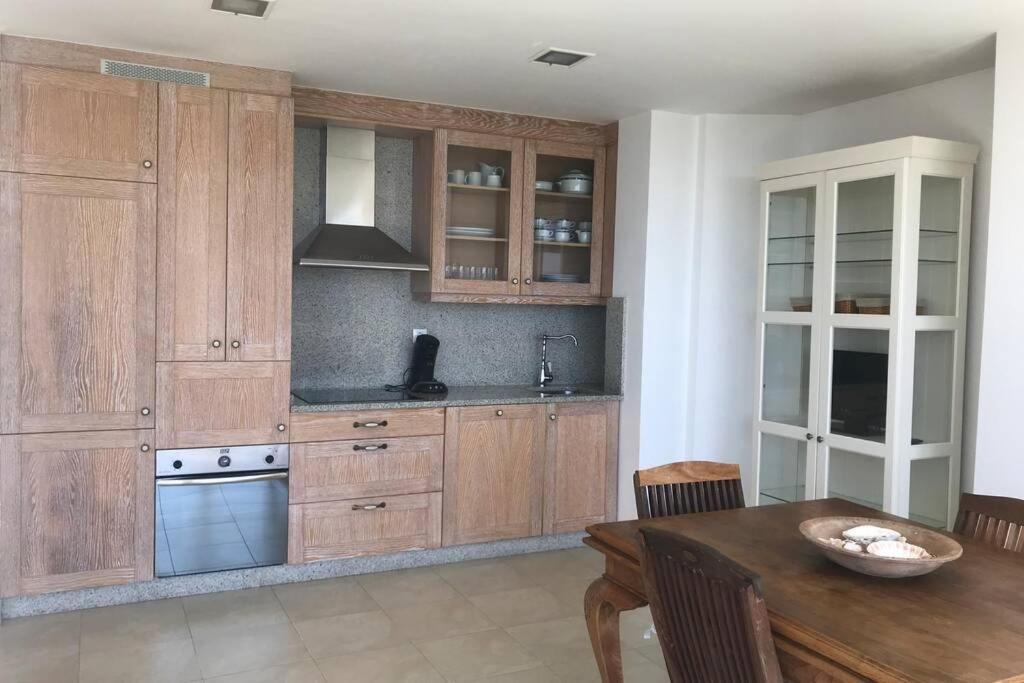 פיניסטרה Apartamento Primera Linea De Playa מראה חיצוני תמונה