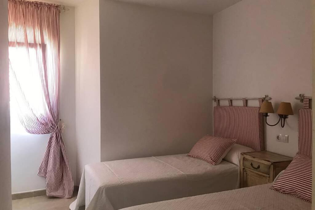 פיניסטרה Apartamento Primera Linea De Playa מראה חיצוני תמונה