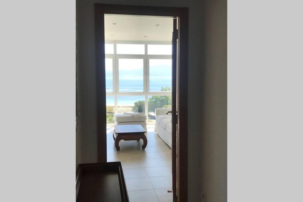 פיניסטרה Apartamento Primera Linea De Playa מראה חיצוני תמונה