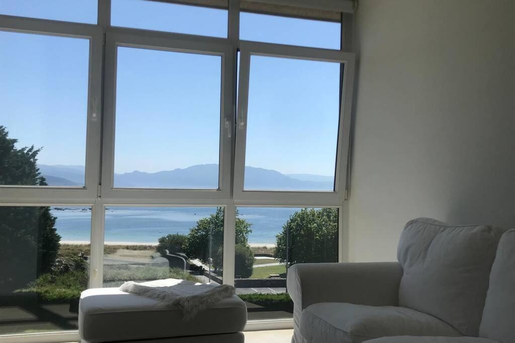 פיניסטרה Apartamento Primera Linea De Playa מראה חיצוני תמונה