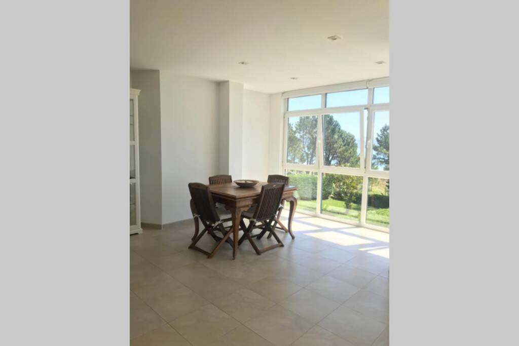 פיניסטרה Apartamento Primera Linea De Playa מראה חיצוני תמונה